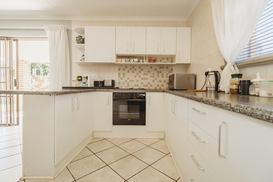 2 Bedroom Property for Sale in George East Western Cape